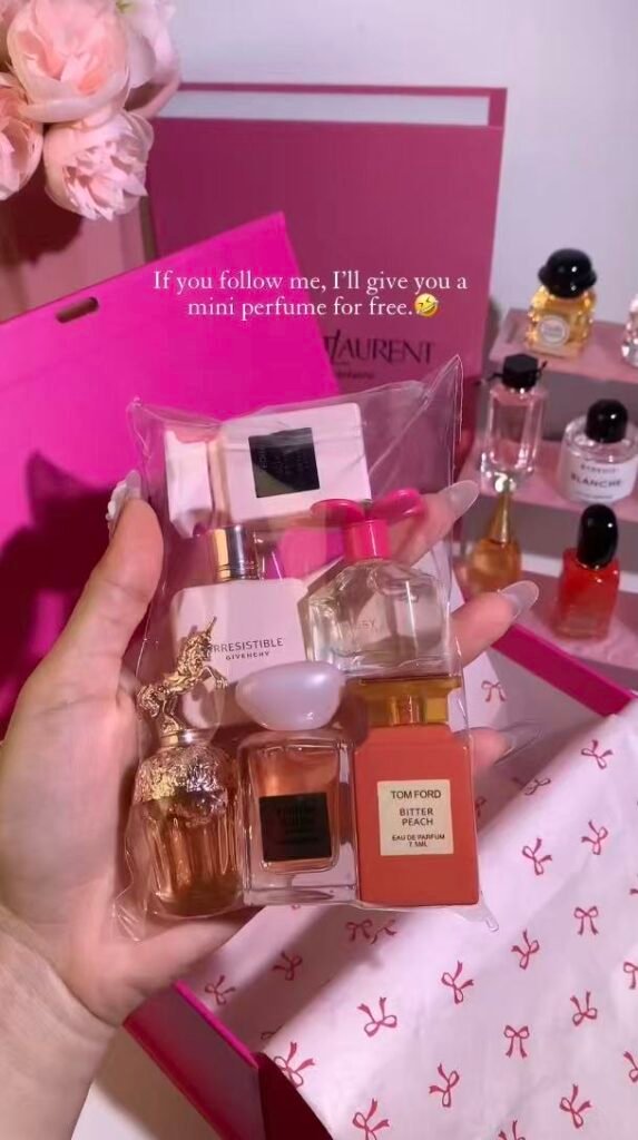 Pink book-shaped mini perfume gift set