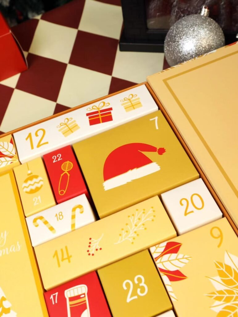 2026 yellow Christmas Advent Calendar 25 mini perfumes